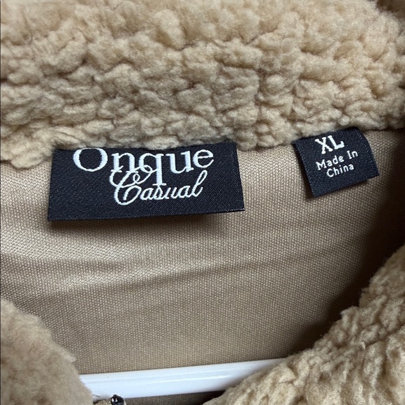 Onque Casual Women's Tan Sherpa Jacket - Picture 3 of 10